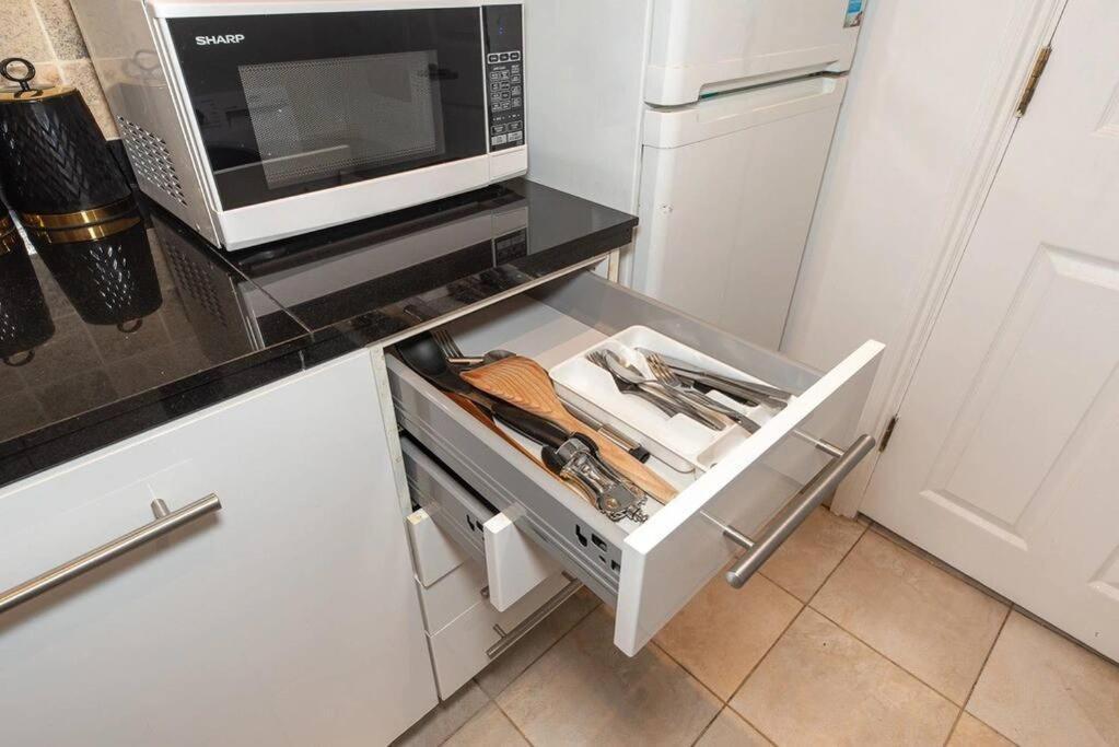 Discover London Central 2 Bedroom In Kensington מראה חיצוני תמונה